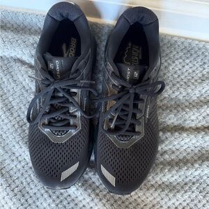 Brooks Women’s Black Athletic Shoes